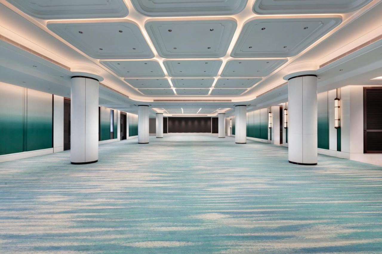 Xiamen International Seaside Hotel -Hotel Corridor Leads To The Stone Exhibition Hall Exterior photo